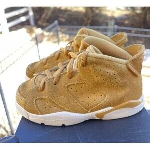 Air Jordan 6 Retro BT ‘Wheat’ Gold Harvest Size 10C 384667-705